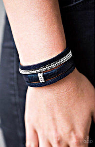 Glamor - azzi - Black